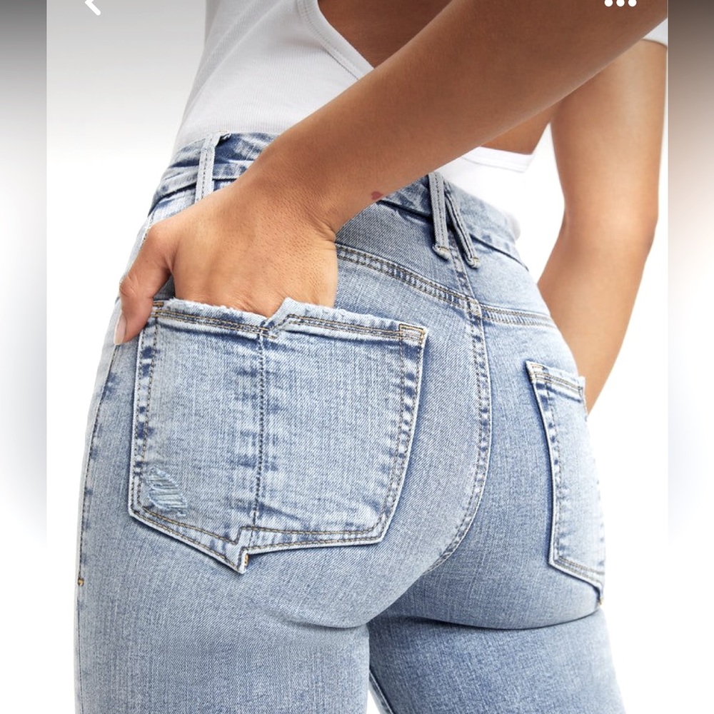 Good American High Waist Inside Slit Distressed Good Leg Jeans size 6/28 NWT